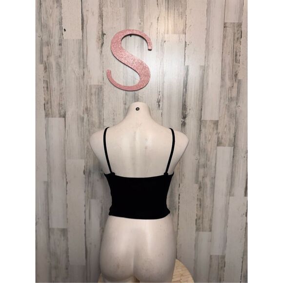 Black tank top size small - Picture 3 of 6